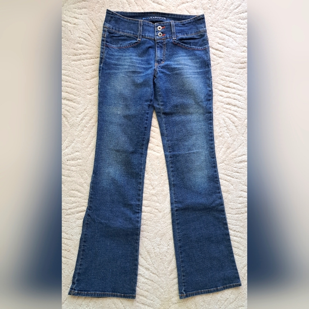 Blujeanious Faded Darkwash Low-rise Contrast-stitch Back Pockets Bootcut Jeans